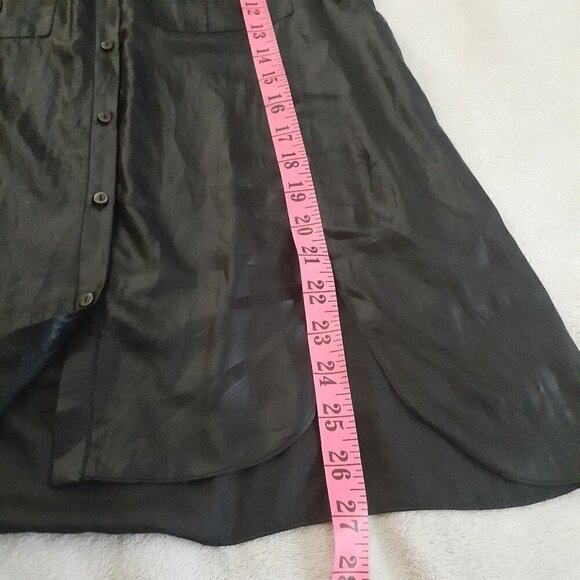 Guess Women's Size Small Black Sleeveless Button Up Top - Picture 13 of 13